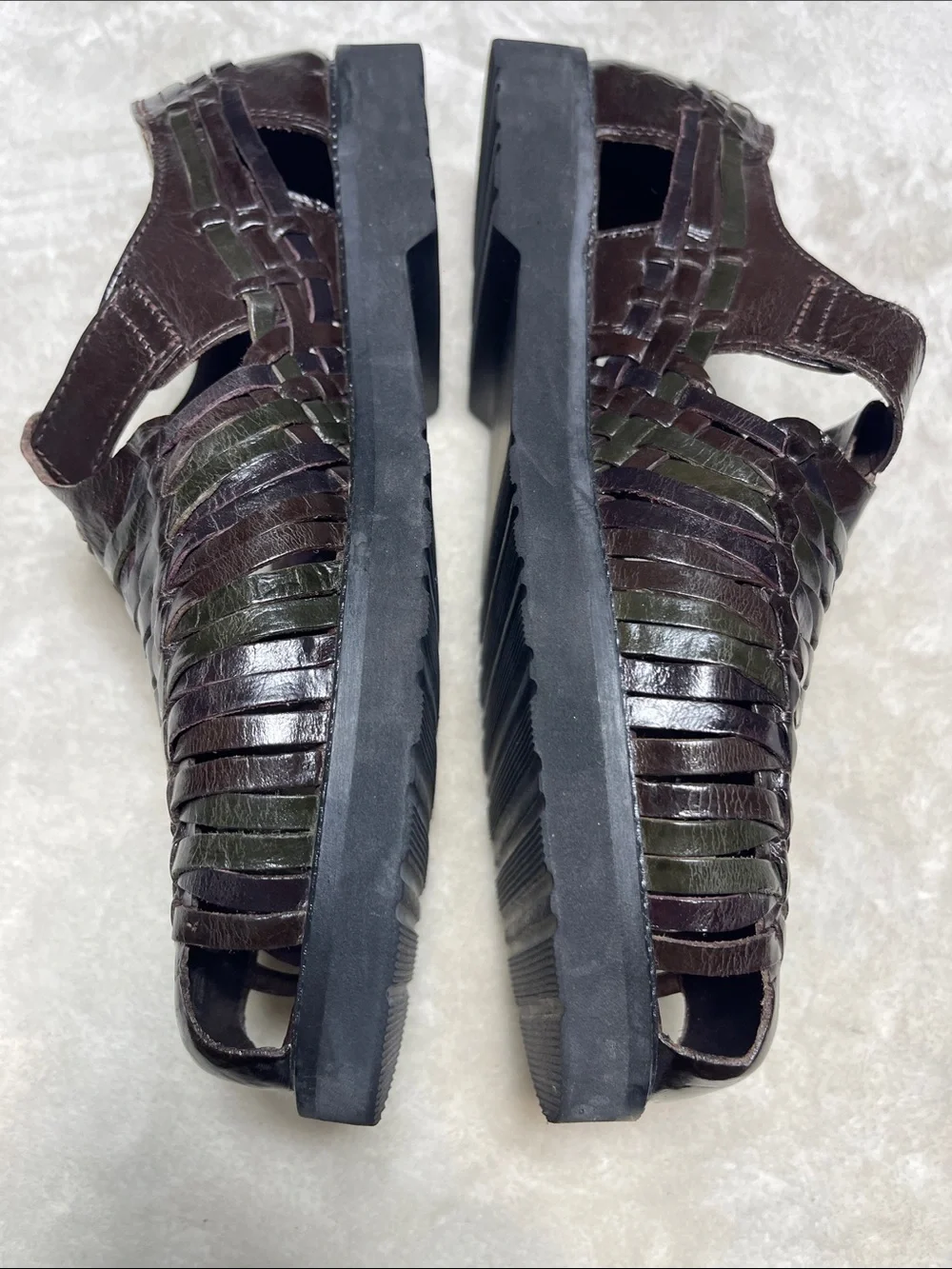 Deer Stags Bamboo 2 Men’s Dark Brown Woven Leather Slip-On Sandals Size 8.5 Mens